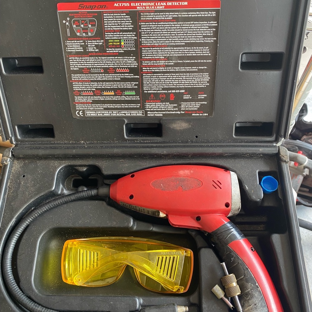 Snap-on act755 electronic ac leak detector